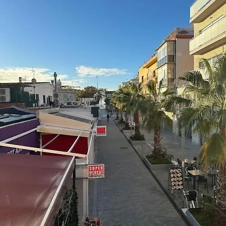Apartment A 1 Minuto De La Playa Castelldefels
